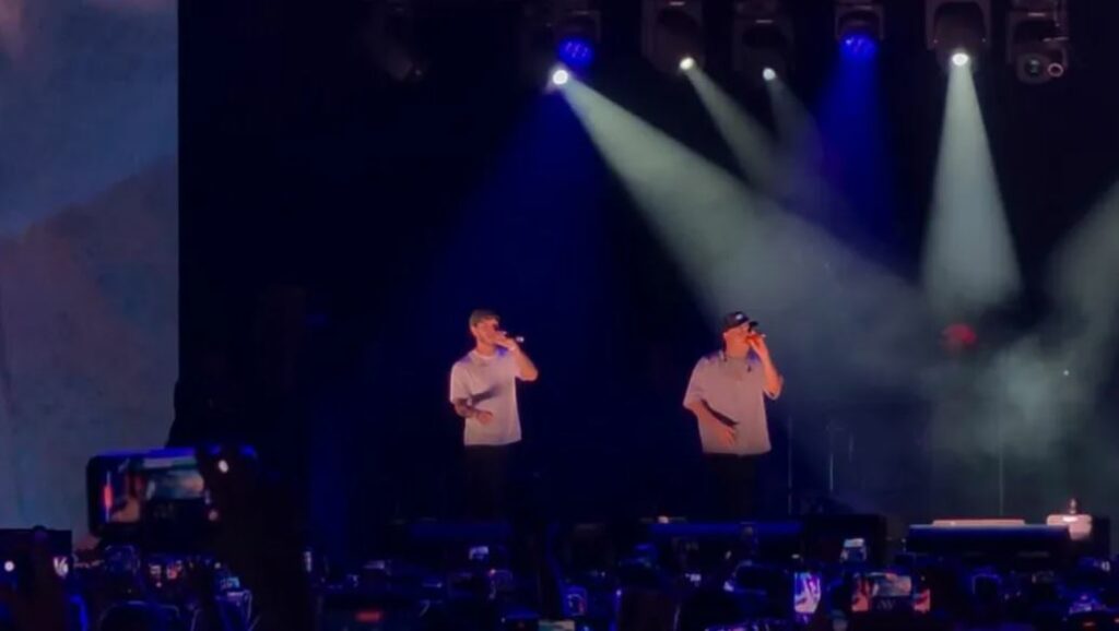 ¡Cumbia, rap y euforia! MC Davo y La Passion Vallenata conquistan el Fan Fest en Monterrey