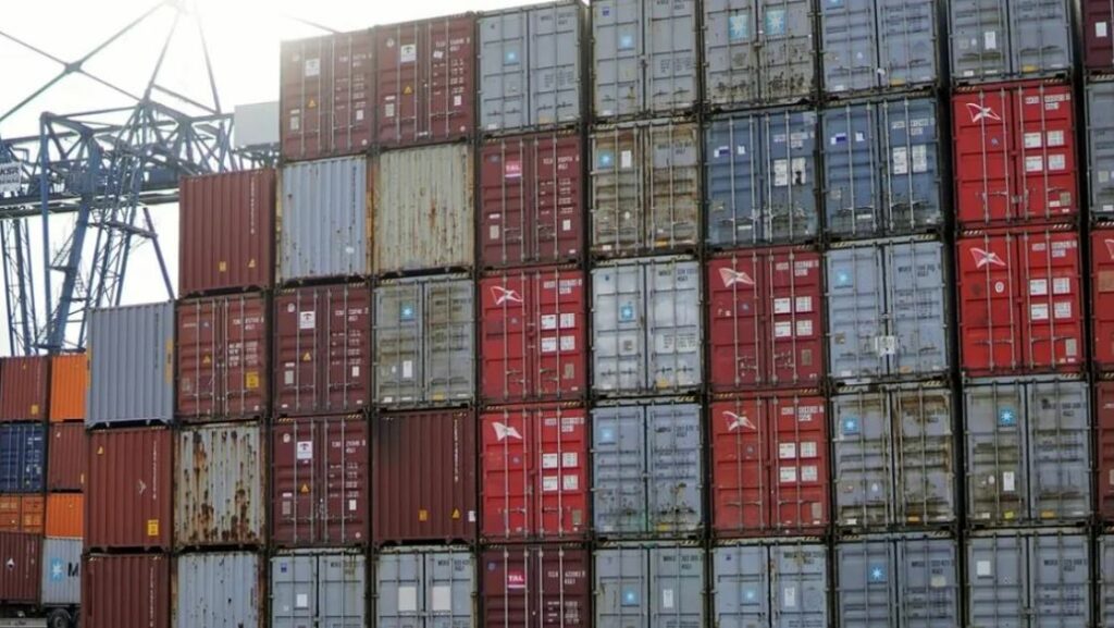 Impondrá Canadá aranceles de 15 a 50% a productos de Estados Unidos