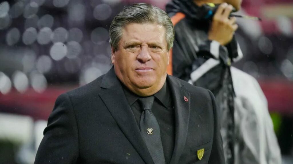 Miguel Herrera lanza duro comentario sobre el arbitraje: «Lo único que pido es que el criterio sea parejo»