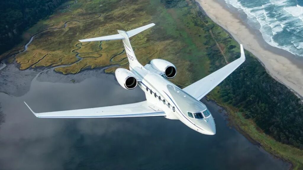 Avión desaparecido en Massachussets se desplomó más de 3 mil metros antes de perder señal