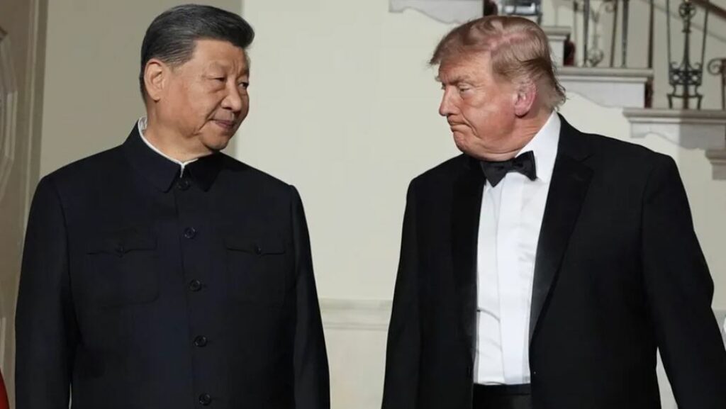 Donald Trump advierte que considerará “enemigo” a quien diga ‘Inteligencia Artificial’ en vez de ‘Superinteligencia’