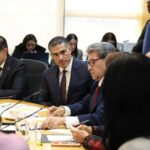 Harfuch reporta 33 detenidos por asesinato de Carlos Manzo; FGR decidirá si atrae el caso