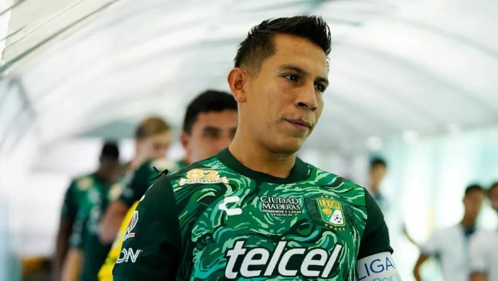 Iván Rodríguez advierte al América: «León será protagonista, es un partido de Liguilla»